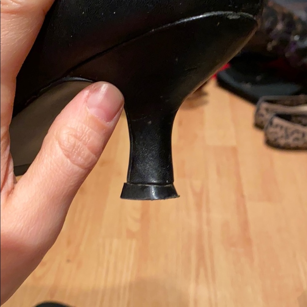 Heels - Picture 3 of 5